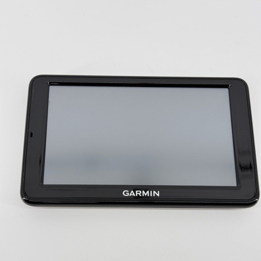 Garmin GPS Unit Black Solid Plastic Lifetime Map Traffic Updates UNTESTED